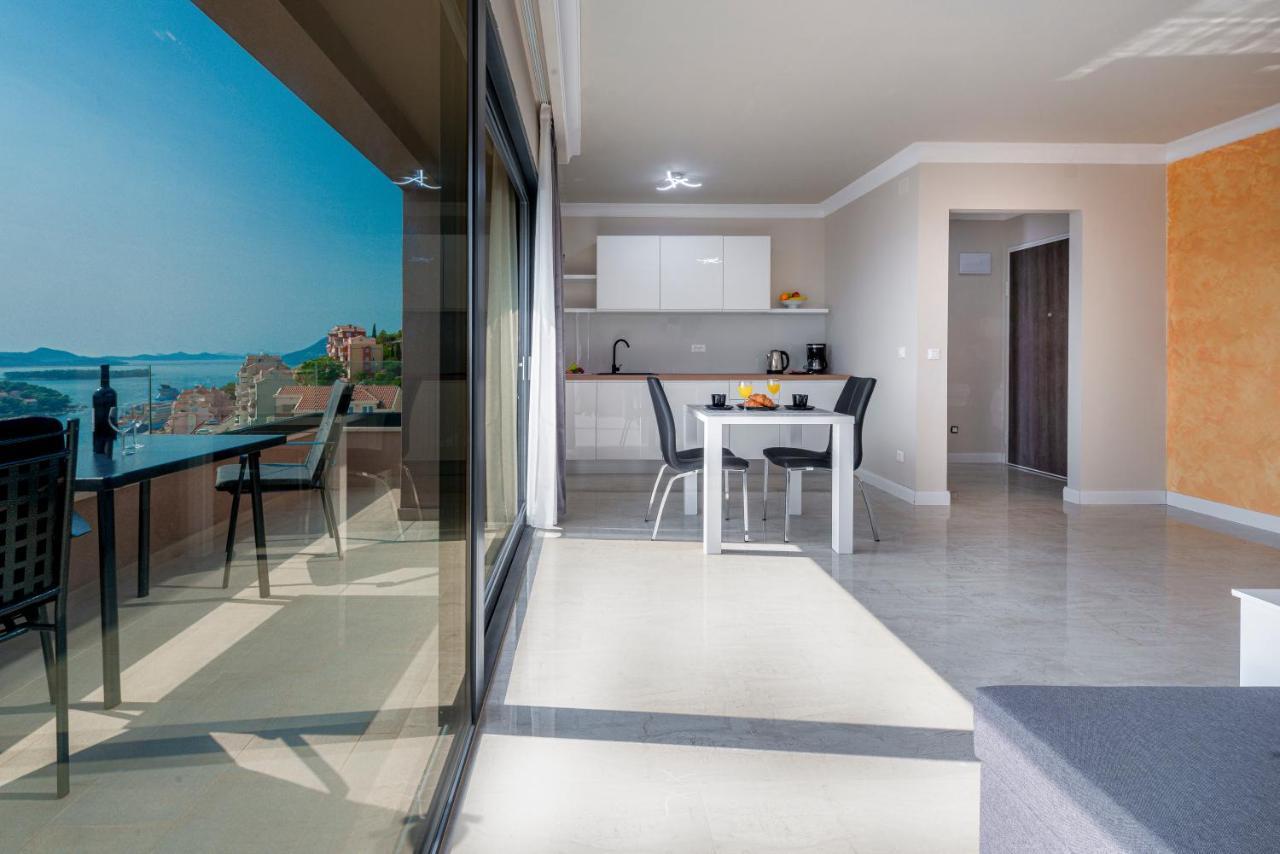Apartment Makris No3 *