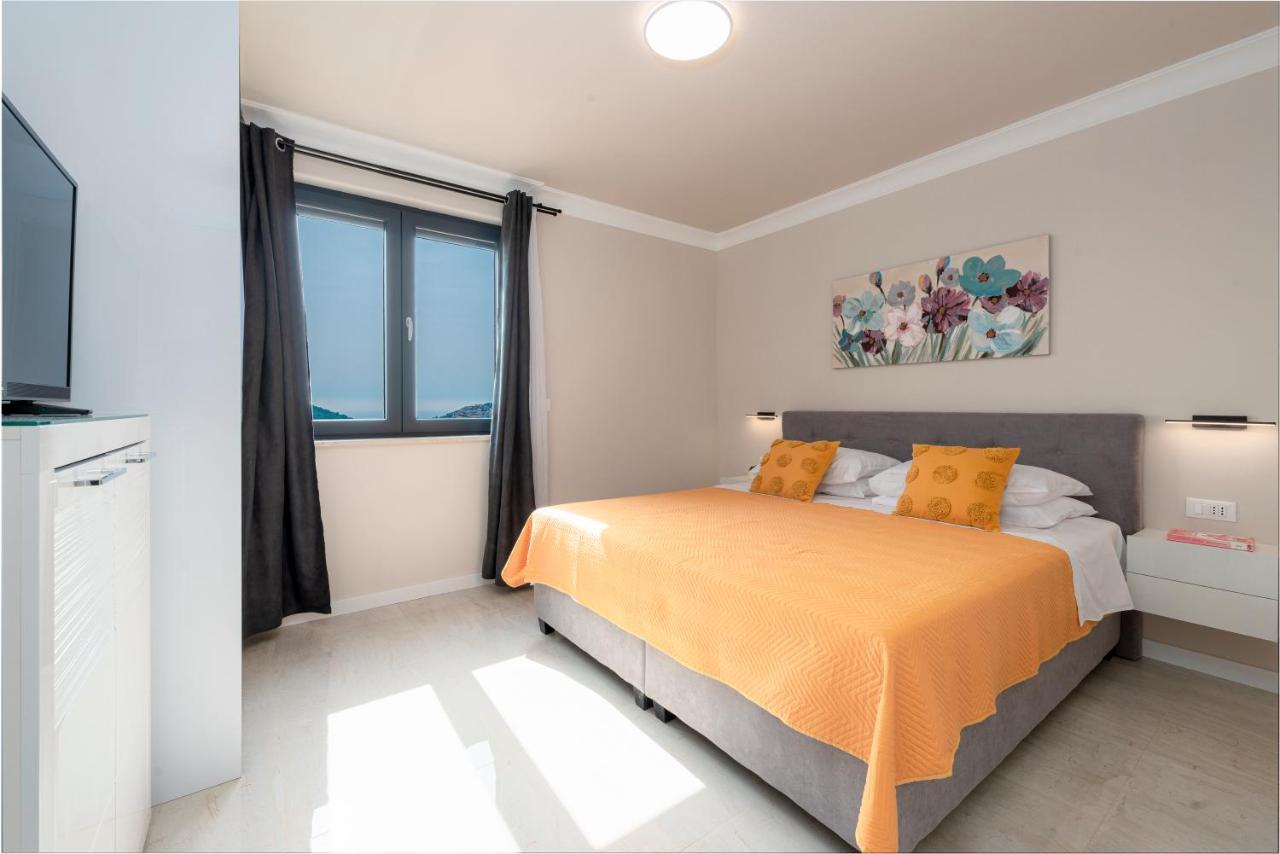 Makris No3 * Dubrovnik